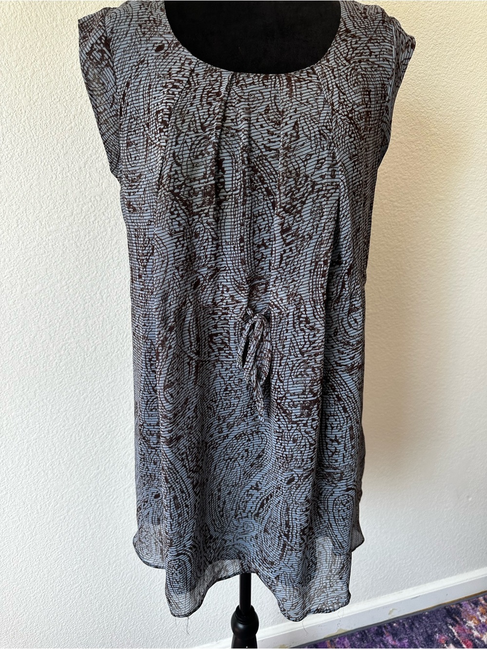 Hot‎ & Delicious Blue Brown Paisley Sleeveless Tunic  Medium